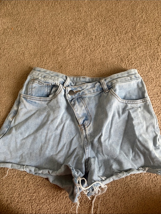 Pants - Light Wash High-Rise Denim Cutoff Shorts